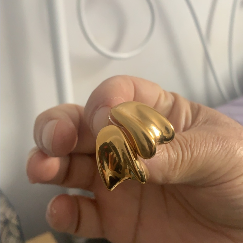 Gold earnings 14k